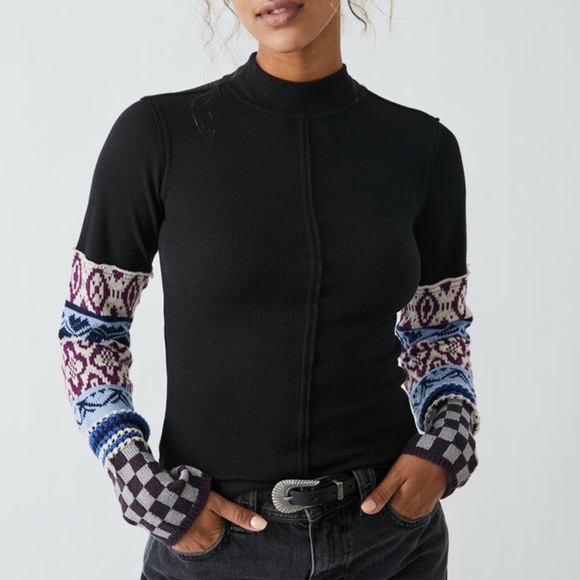 NWT Gorgeous thermal cuff by Free People in size small - Picture 3 of 14